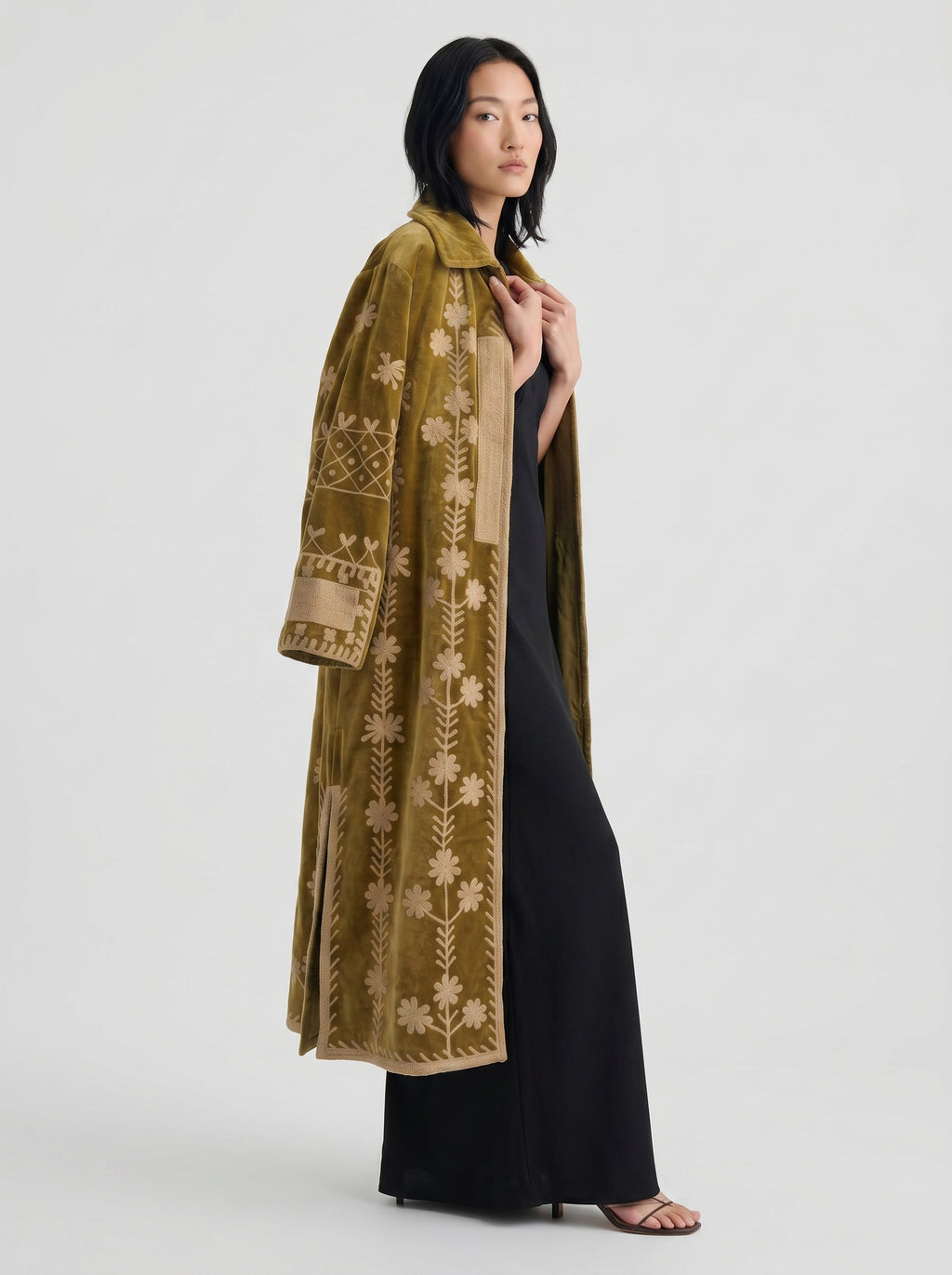 Olive Daisy Velvet Suzani Coat
